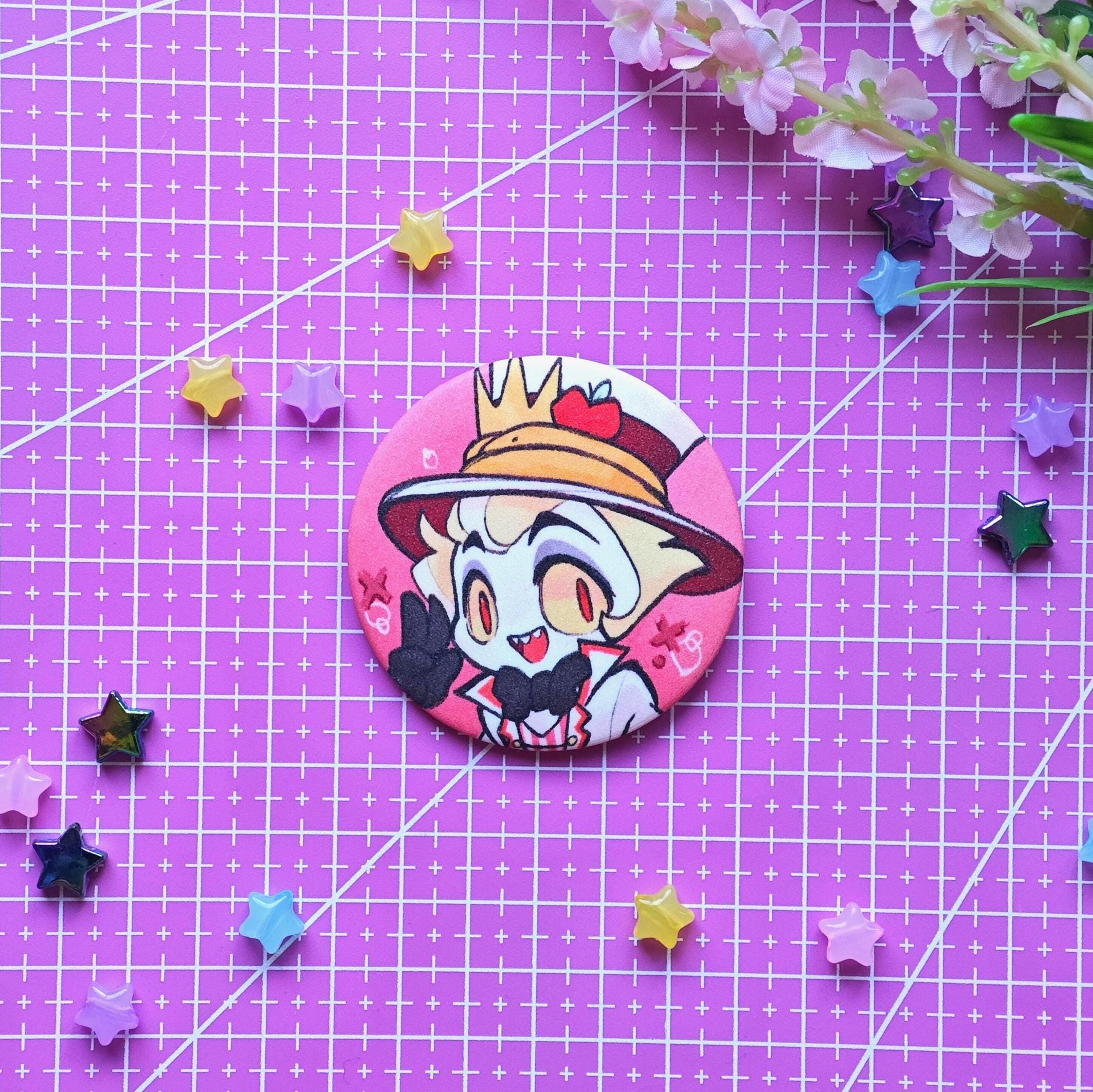 Hazbin Hotel | Round and Heart Pin | Fan Made | Fan Art | Cosplay pin | Chibi Style | Radio Apple Demon | Gift for Him or Her - Imagen 7