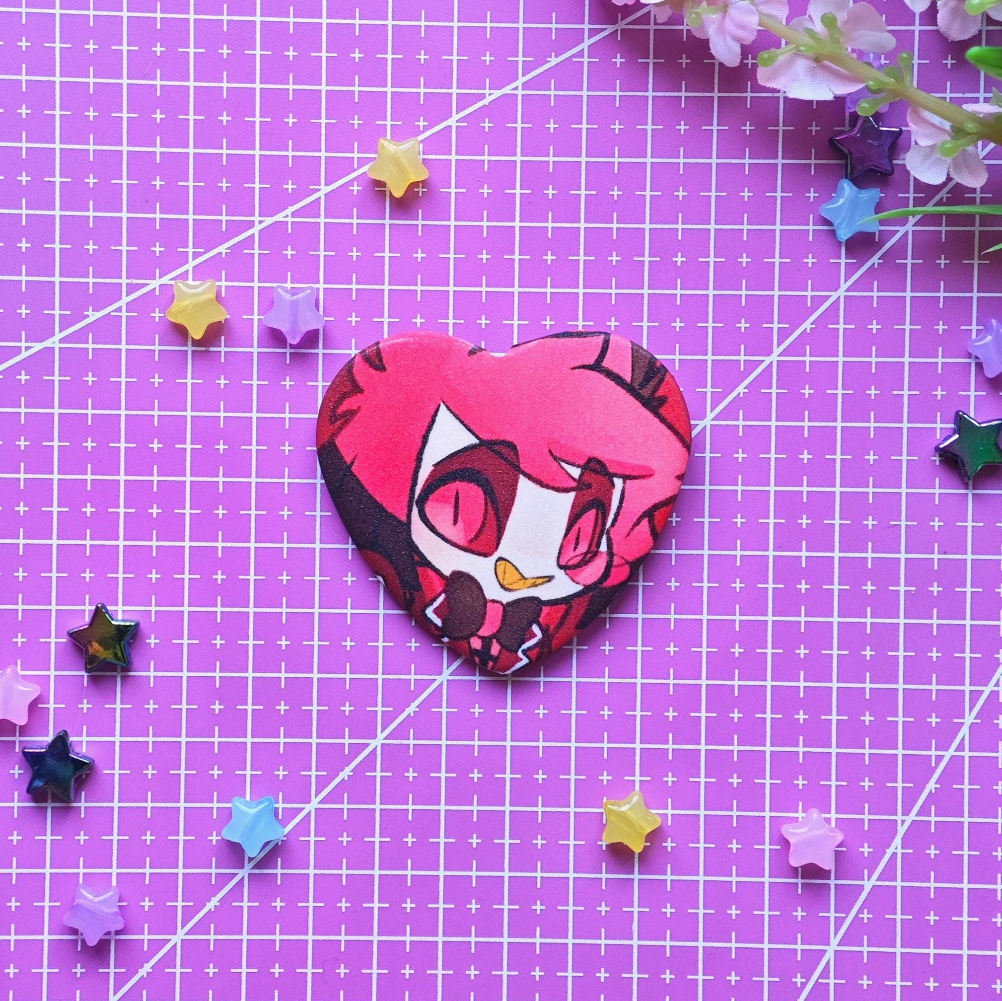 Hazbin Hotel | Round and Heart Pin | Fan Made | Fan Art | Cosplay pin | Chibi Style | Radio Apple Demon | Gift for Him or Her - Imagen 3